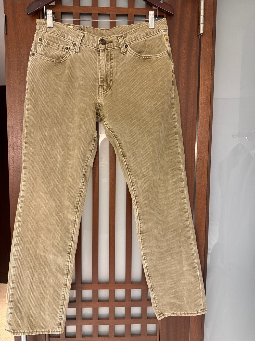 Levi’s Premium Big E White Tab Corduroy Pants Tan Khaki 5 Pocket Size 33 x 32